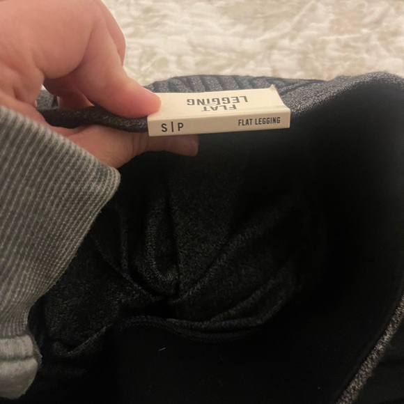 VS Pink Yoga Pant Leggings - Picture 4 of 7